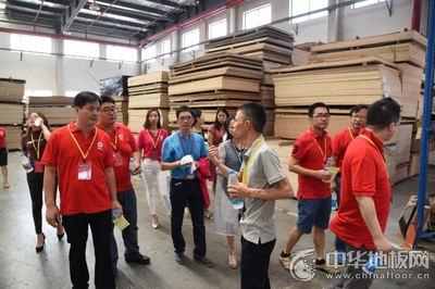 探讨产业的转型升级之路|机械荟&SIMBA苏州校友北美枫情行_新闻眼_中华地板网